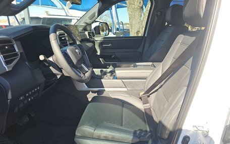 Toyota Tundra, 2025 год, 8 700 000 рублей, 10 фотография