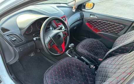 Hyundai Solaris II рестайлинг, 2014 год, 950 000 рублей, 9 фотография