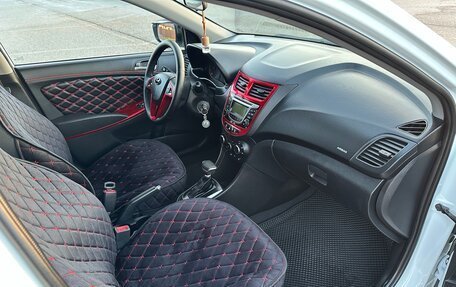 Hyundai Solaris II рестайлинг, 2014 год, 950 000 рублей, 18 фотография