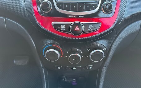 Hyundai Solaris II рестайлинг, 2014 год, 950 000 рублей, 25 фотография