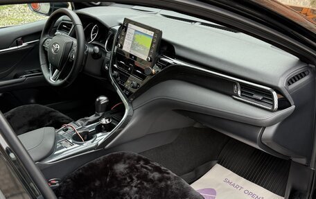 Toyota Camry, 2021 год, 3 330 000 рублей, 13 фотография