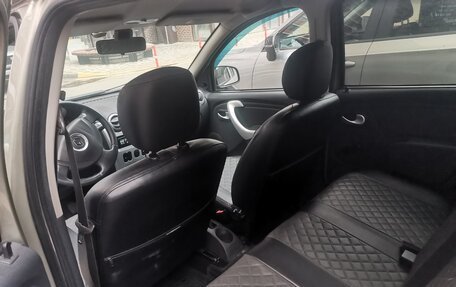 Renault Sandero I, 2012 год, 695 000 рублей, 2 фотография