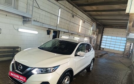 Nissan Qashqai, 2019 год, 1 800 000 рублей, 2 фотография