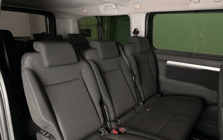 Peugeot Traveller I, 2020 год, 2 520 000 рублей, 8 фотография