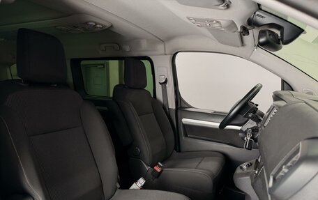 Peugeot Traveller I, 2020 год, 2 520 000 рублей, 13 фотография