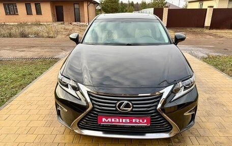 Lexus ES VII, 2016 год, 3 200 000 рублей, 1 фотография