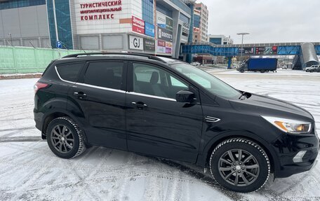 Ford Escape III, 2018 год, 1 600 000 рублей, 4 фотография