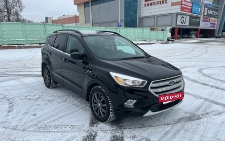 Ford Escape III, 2018 год, 1 600 000 рублей, 3 фотография