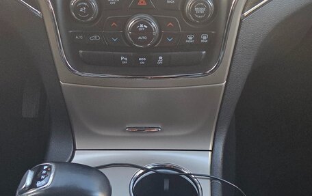 Jeep Grand Cherokee, 2013 год, 2 150 000 рублей, 17 фотография