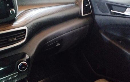 Hyundai Tucson III, 2020 год, 2 890 000 рублей, 12 фотография