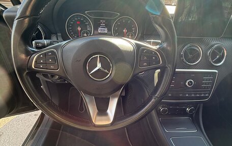 Mercedes-Benz GLA, 2018 год, 2 440 000 рублей, 10 фотография