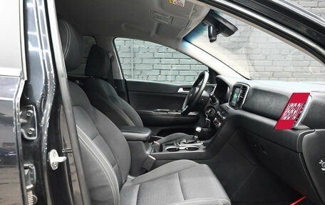 KIA Sportage IV рестайлинг, 2016 год, 2 100 000 рублей, 10 фотография