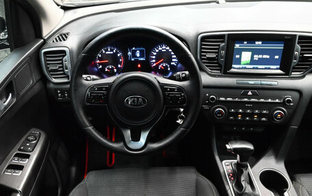 KIA Sportage IV рестайлинг, 2016 год, 2 100 000 рублей, 12 фотография