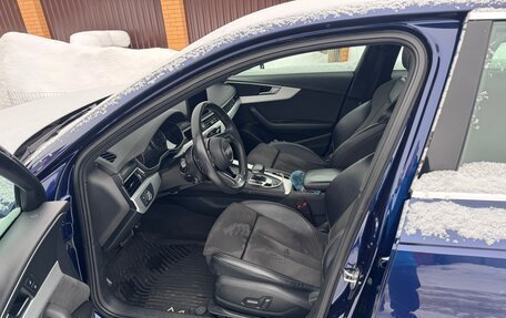 Audi A4, 2018 год, 2 700 000 рублей, 2 фотография