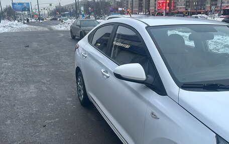 Hyundai Solaris II рестайлинг, 2021 год, 1 300 000 рублей, 5 фотография