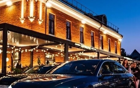 Audi A4, 2018 год, 2 700 000 рублей, 9 фотография