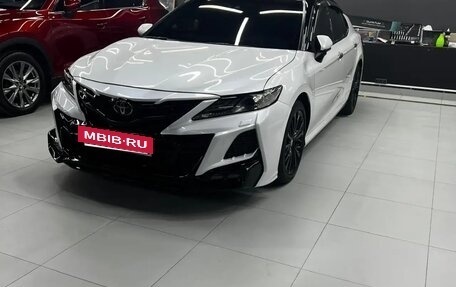 Toyota Camry, 2018 год, 2 900 000 рублей, 4 фотография