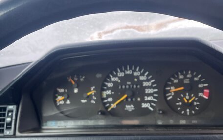 Mercedes-Benz E-Класс, 1994 год, 370 000 рублей, 8 фотография