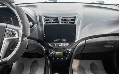 Hyundai Solaris II рестайлинг, 2013 год, 949 000 рублей, 18 фотография
