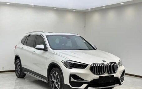 BMW X1, 2022 год, 1 810 000 рублей, 3 фотография