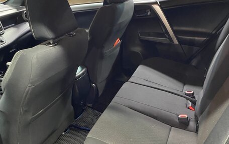 Toyota RAV4, 2019 год, 2 850 000 рублей, 14 фотография