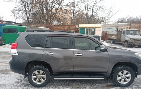 Toyota Land Cruiser Prado 150 рестайлинг 2, 2010 год, 2 500 000 рублей, 5 фотография