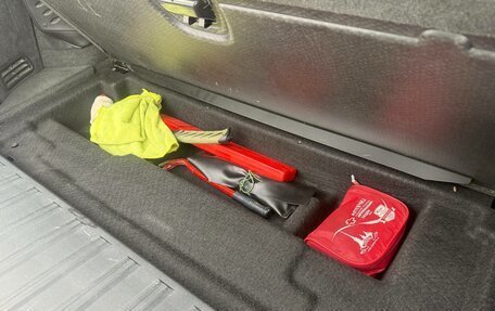 Volvo XC90 II рестайлинг, 2010 год, 1 850 000 рублей, 19 фотография