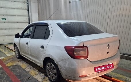 Renault Logan II, 2016 год, 400 000 рублей, 7 фотография