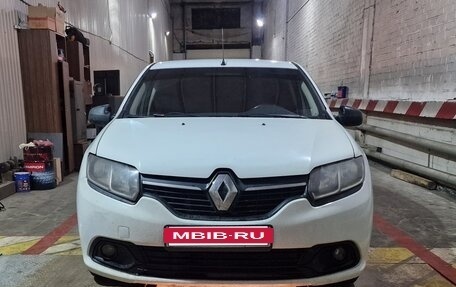 Renault Logan II, 2016 год, 400 000 рублей, 3 фотография