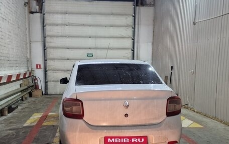 Renault Logan II, 2016 год, 400 000 рублей, 6 фотография