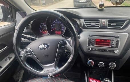 KIA Rio III рестайлинг, 2016 год, 1 350 000 рублей, 6 фотография