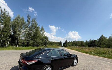 Toyota Camry, 2018 год, 3 600 000 рублей, 4 фотография