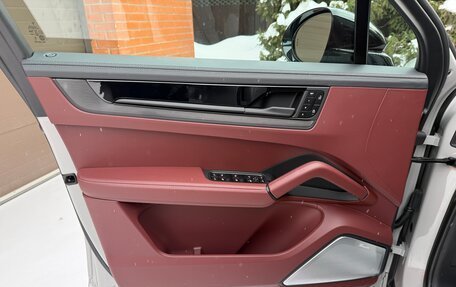 Porsche Cayenne III, 2025 год, 17 000 000 рублей, 6 фотография