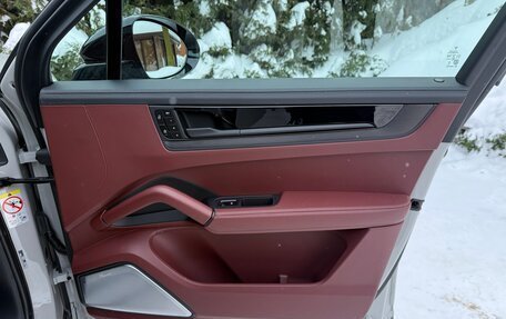 Porsche Cayenne III, 2025 год, 17 000 000 рублей, 17 фотография