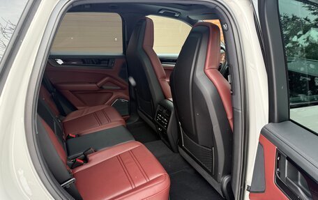 Porsche Cayenne III, 2025 год, 17 000 000 рублей, 19 фотография