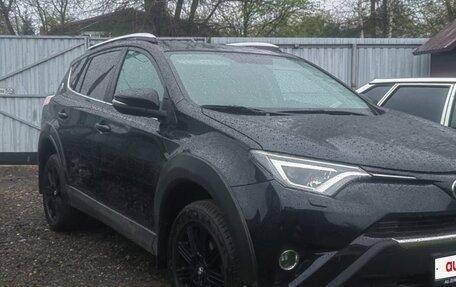 Toyota RAV4, 2018 год, 3 150 000 рублей, 4 фотография