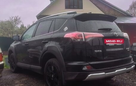 Toyota RAV4, 2018 год, 3 150 000 рублей, 6 фотография