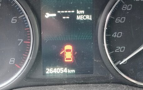 Mitsubishi Outlander III рестайлинг 3, 2012 год, 1 333 333 рублей, 8 фотография