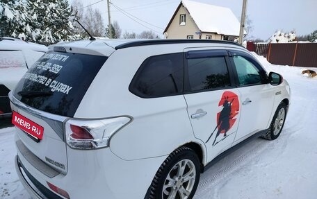 Mitsubishi Outlander III рестайлинг 3, 2012 год, 1 333 333 рублей, 5 фотография