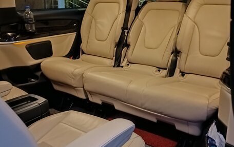 Mercedes-Benz V-Класс, 2016 год, 4 850 000 рублей, 3 фотография