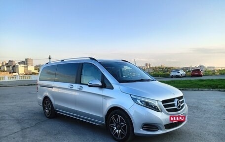 Mercedes-Benz V-Класс, 2016 год, 4 850 000 рублей, 8 фотография