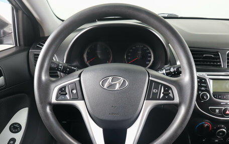 Hyundai Solaris II рестайлинг, 2013 год, 859 000 рублей, 16 фотография