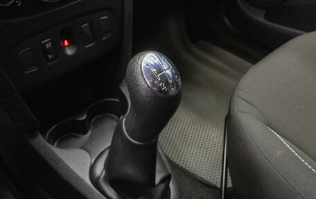 Renault Sandero II рестайлинг, 2018 год, 999 000 рублей, 18 фотография