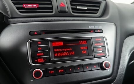 KIA Rio III рестайлинг, 2016 год, 979 000 рублей, 14 фотография