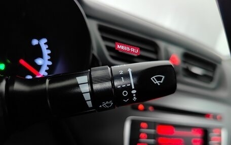 KIA Rio III рестайлинг, 2016 год, 979 000 рублей, 21 фотография