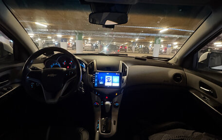 Chevrolet Cruze II, 2013 год, 800 000 рублей, 8 фотография