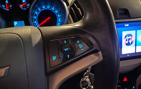 Chevrolet Cruze II, 2013 год, 800 000 рублей, 10 фотография