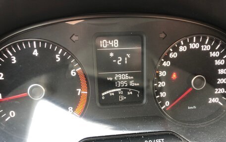 Volkswagen Polo VI (EU Market), 2011 год, 480 000 рублей, 7 фотография