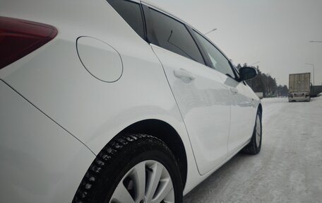 Opel Astra J, 2011 год, 599 000 рублей, 12 фотография