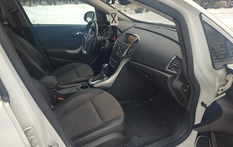 Opel Astra J, 2011 год, 599 000 рублей, 16 фотография